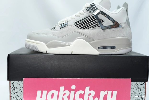 Retro AQ9129-001 Reliable  Jordan 4 452 Moments Frozen 1003